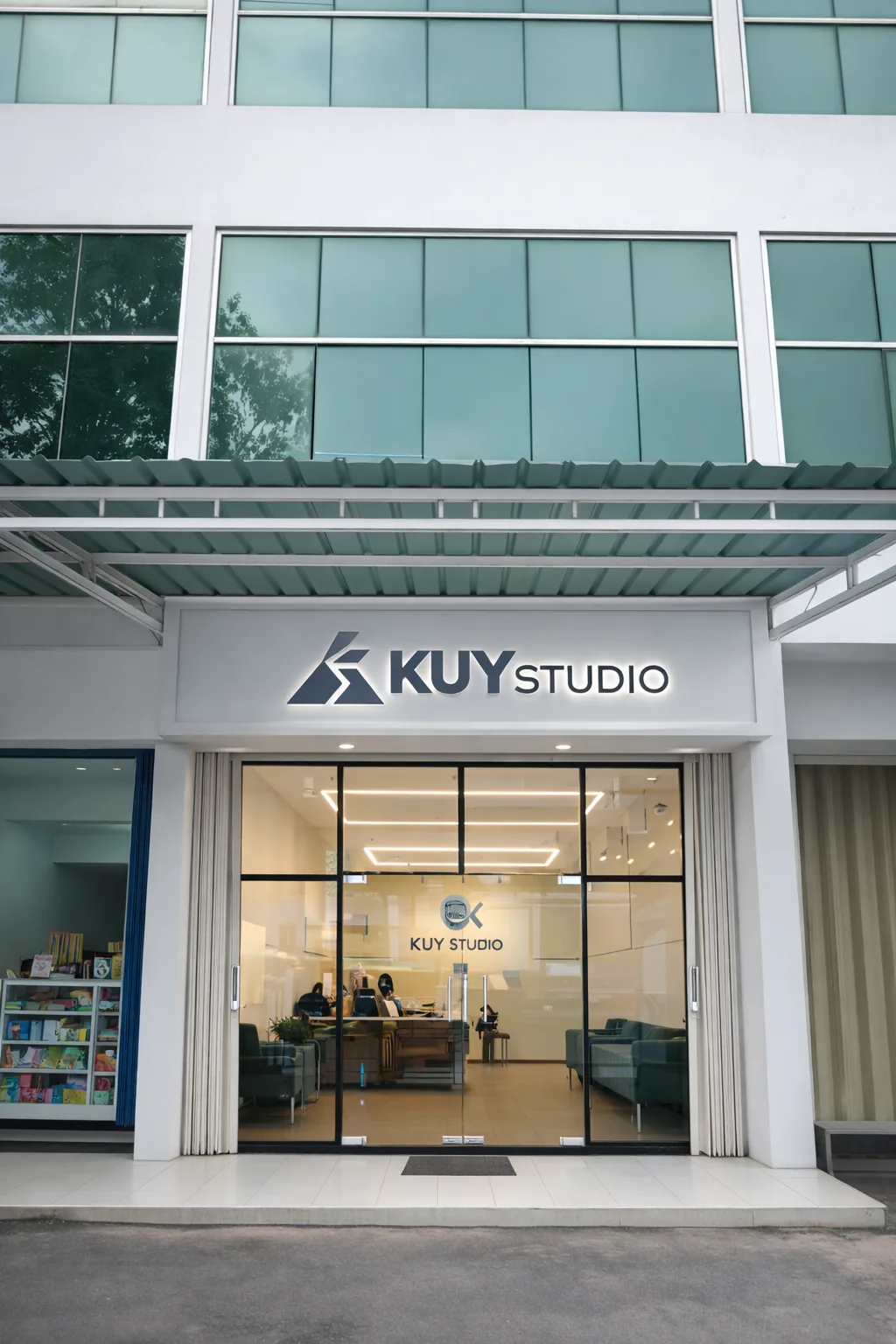 Storefront Kuy Studio 1.0