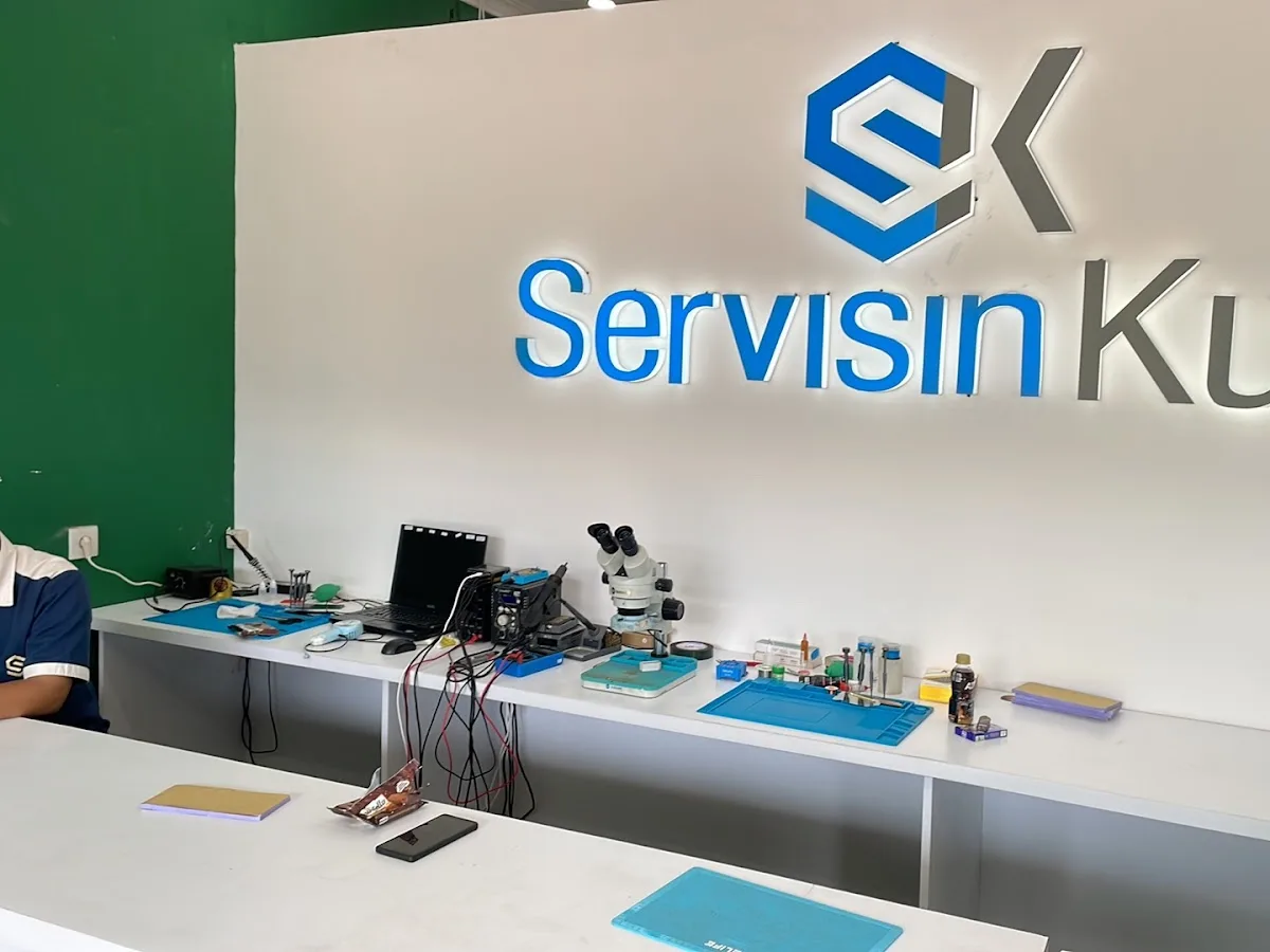 Storefront Servisin Kuy 3.0